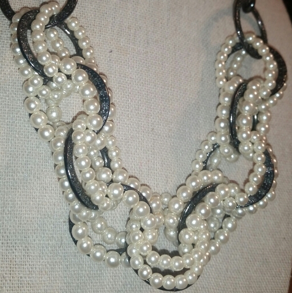 R. J. Graziano, Textured Gun Metal, Faux Pearl Nec - Picture 2 of 8